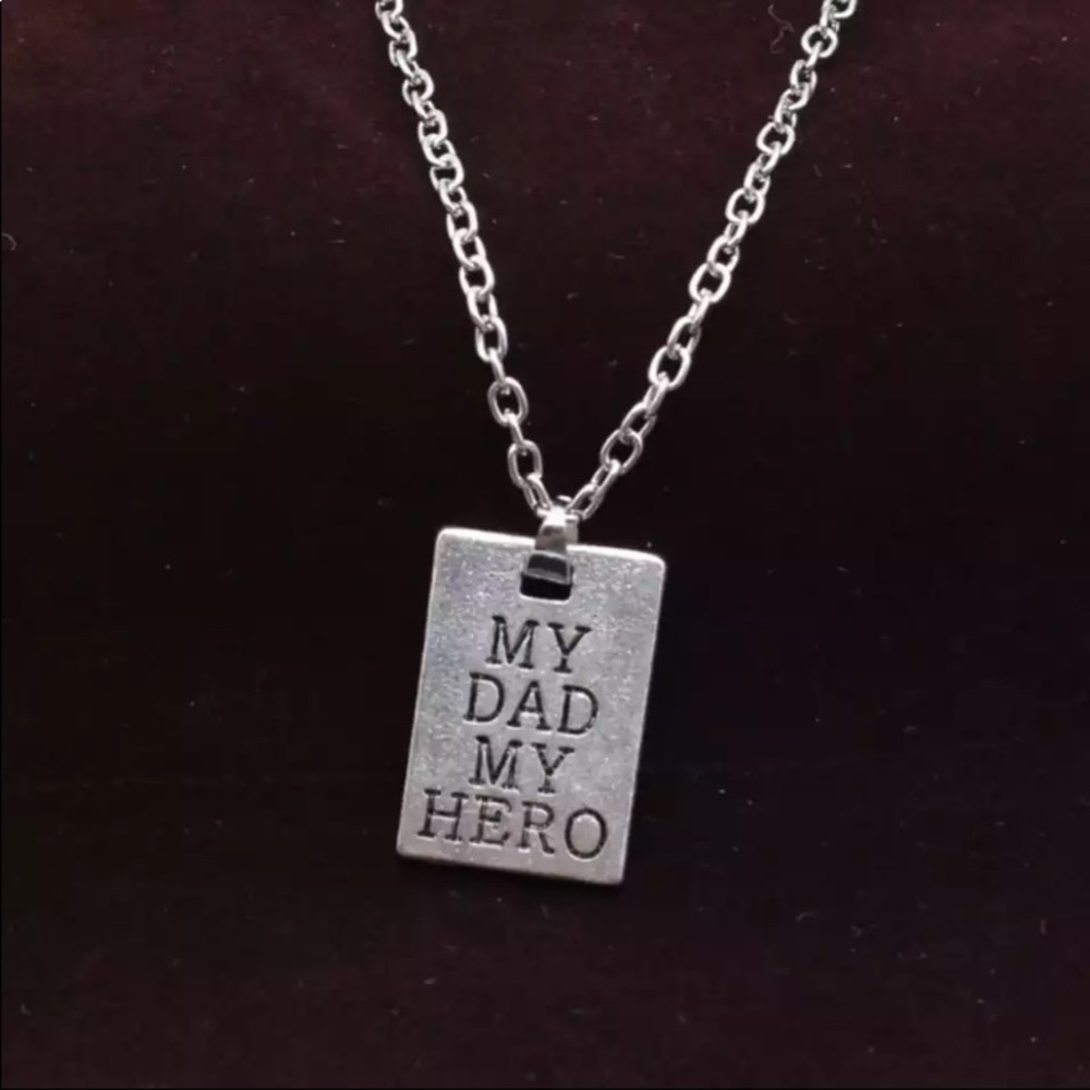 💖 My dad my hero necklace - Picture 5 of 6